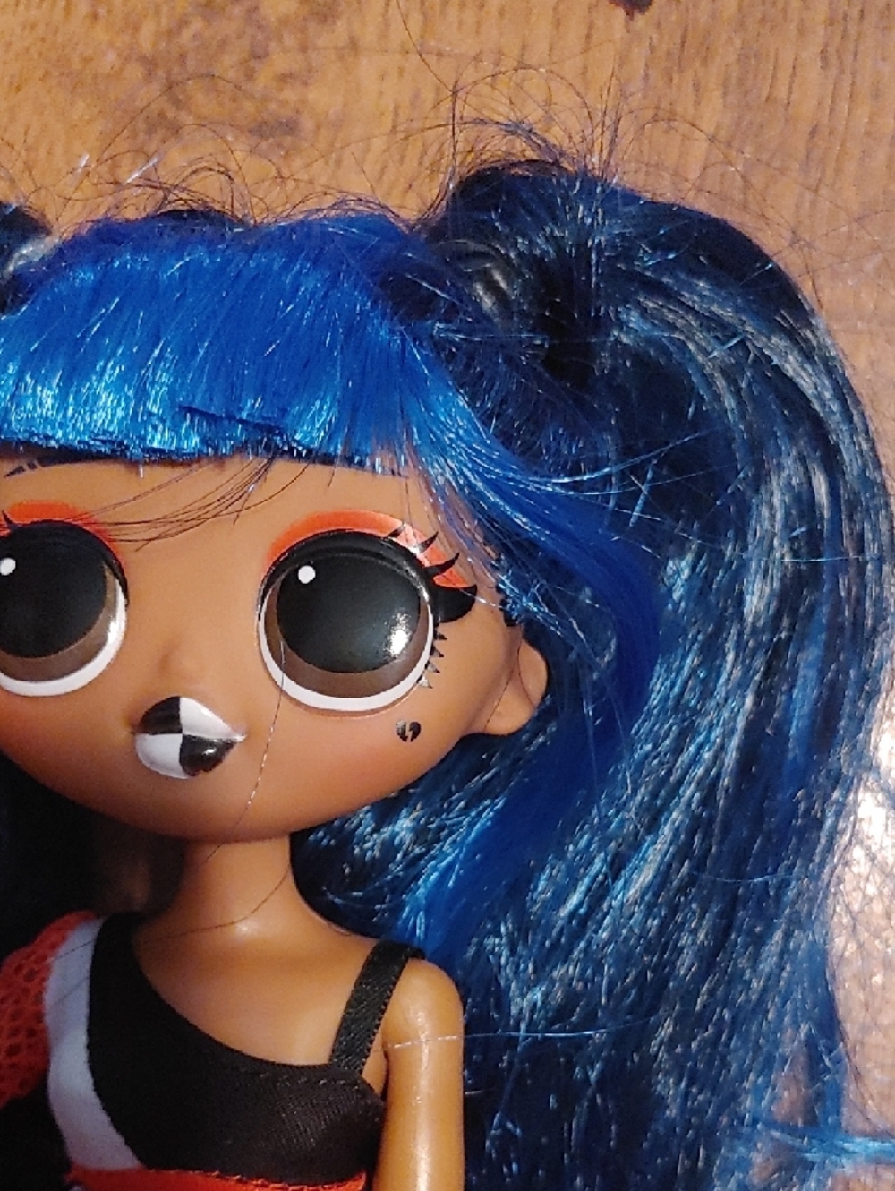 ✅$12 Add On LOL Surprise OMG Downtown BB Fashion Doll - Picture 2 of 9